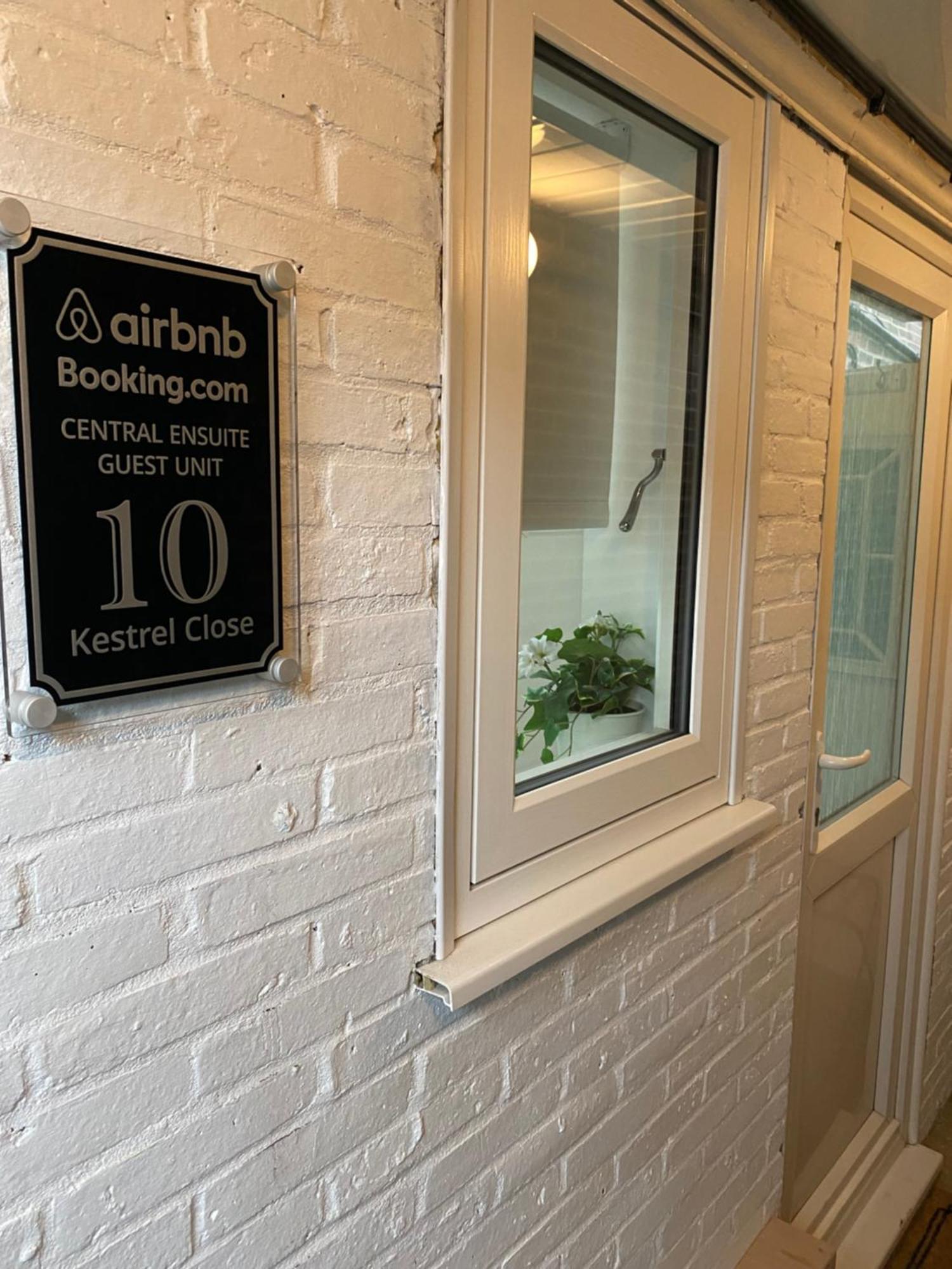 Central Ensuite Guest Unit With Ac And Free On-Street Parking Brighton Екстер'єр фото
